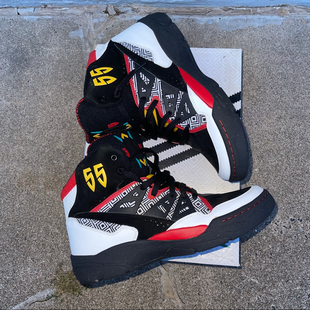 Very Rare Adidas Mutumbo Classic Size 12